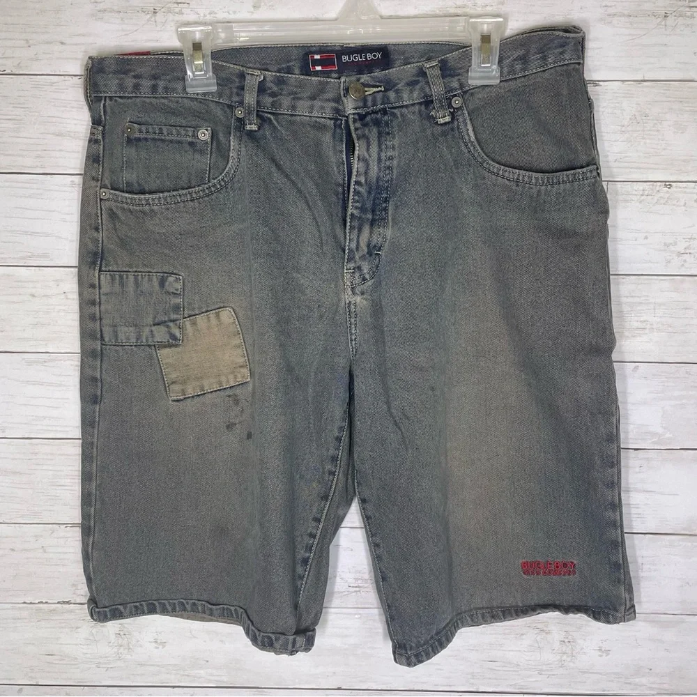 Vintage 90s Y2K Bugle Boy Denim Jean Shorts Wide Leg Baggy Shorts Size 34 - Picture 2 of 8